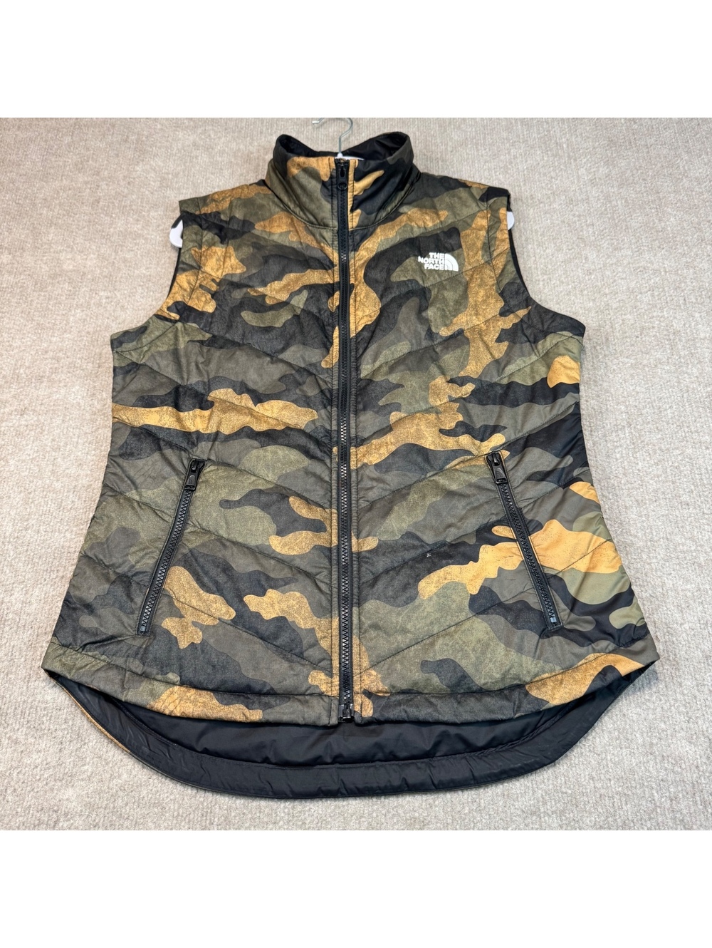 The North Face Women's Tamburello 2 Puffer Vest Camo Print Size Medium